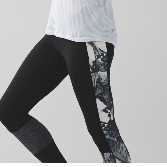 Lululemon size 2 Run the World black leggings - Picture 3 of 16